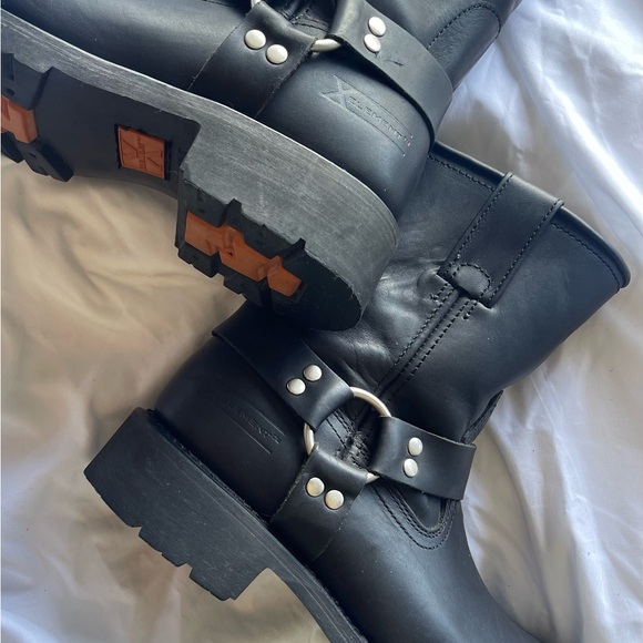 XElement - Picture 3 of 11